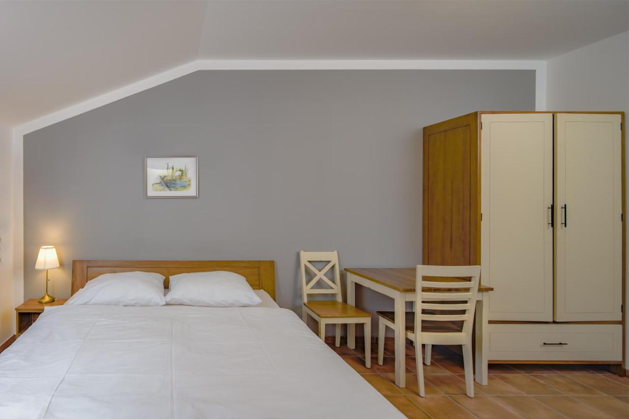 Hotel Dvur Liskovy Vrch Strazny Zewnętrze zdjęcie